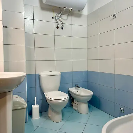 Twins Apartment *